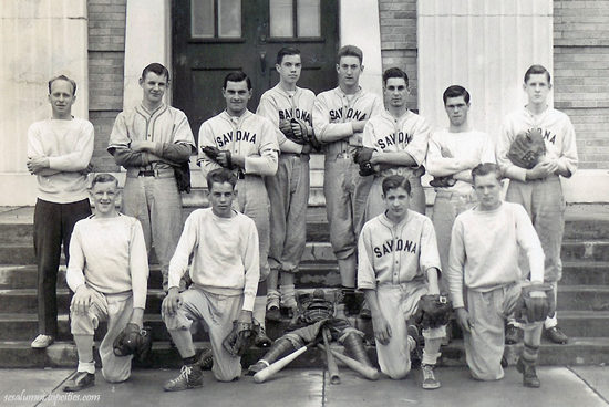 1942 Boys Baseball Team - photo courtesy of Richard French