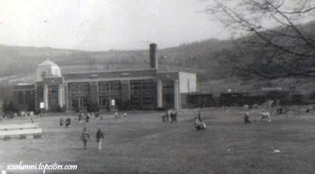 Savona Central School - as the 'new addition' is being added (circa 1948, photo courtesy of Margarett and Sue Caward)
